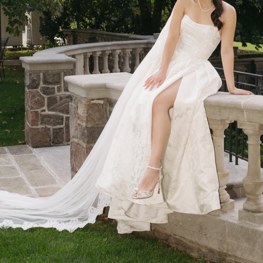 Wtoo by Watters Phoebe Bridal Gown